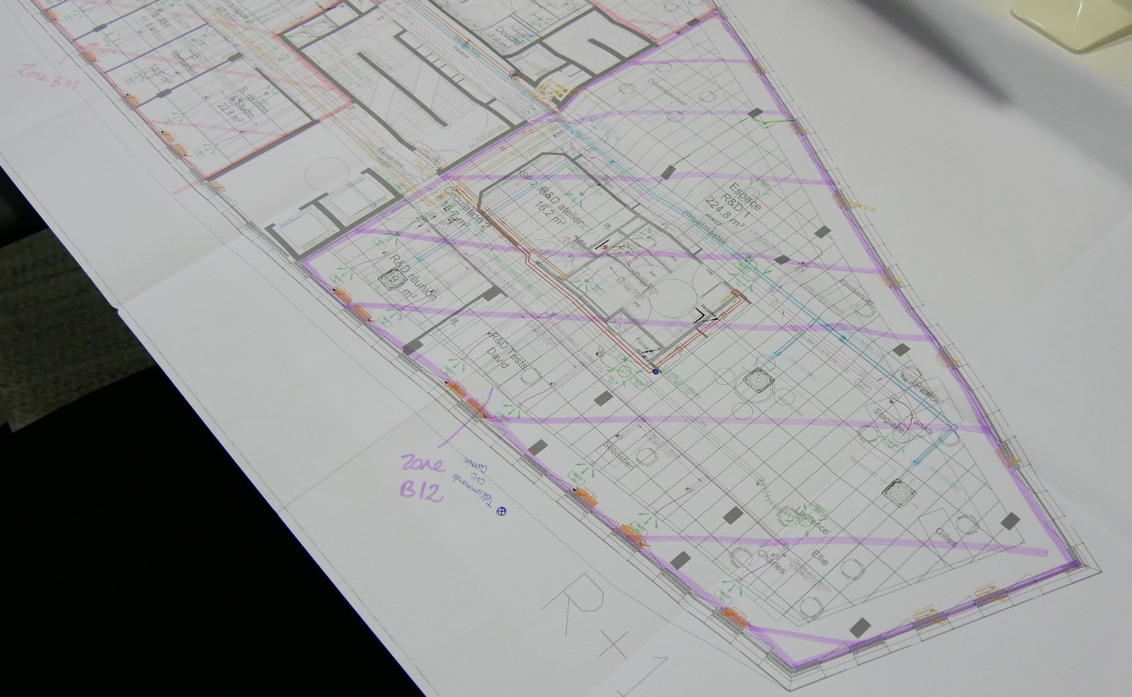 Plan de conception d'aménagement de bureau
